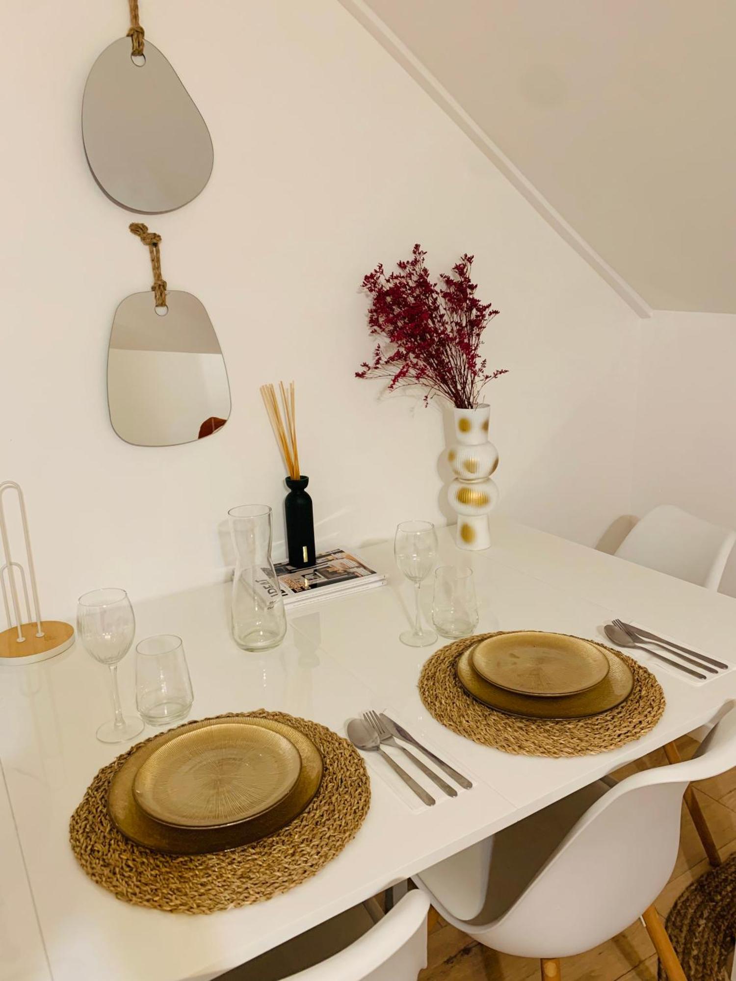 Le Bora Cosy House - T2 Lumineux Et Moderne A Proximite Du Metro Maisons-Alfort